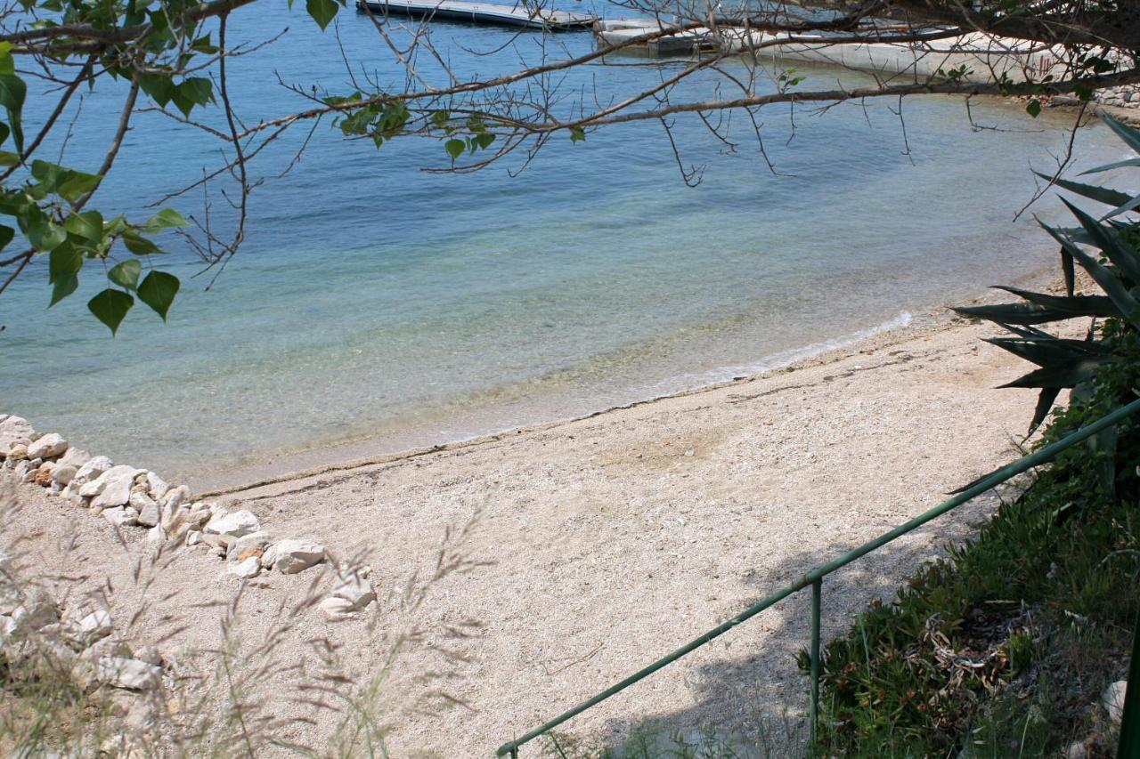Apartments And Rooms By The Sea Supetarska Draga - Gornja, Rab - 11579 Exteriér fotografie