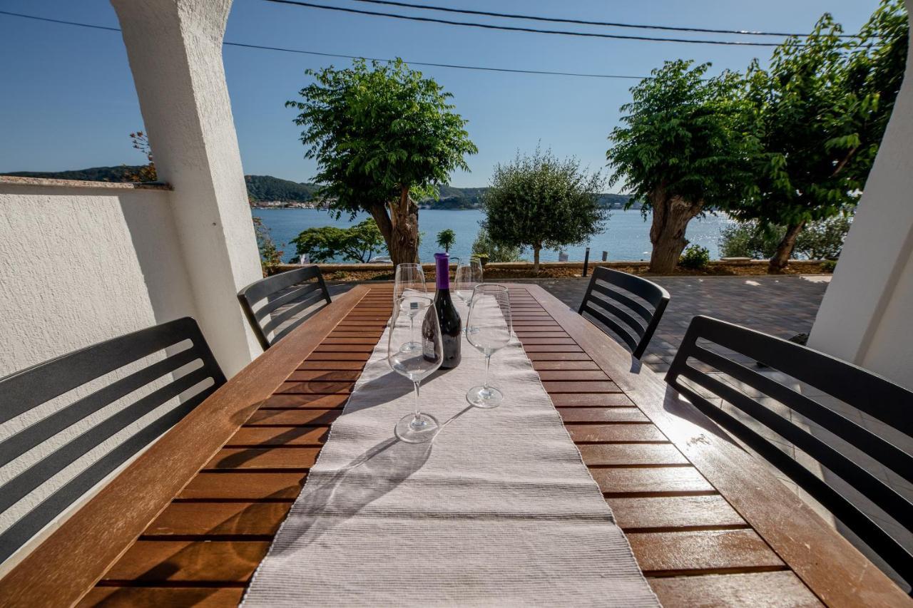 Apartments And Rooms By The Sea Supetarska Draga - Gornja, Rab - 11579 Exteriér fotografie