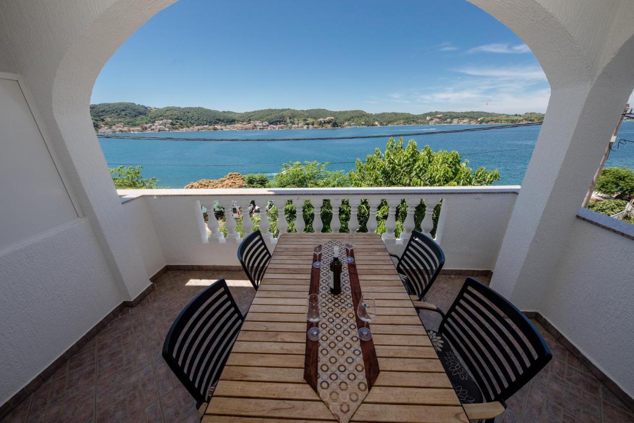 Apartments And Rooms By The Sea Supetarska Draga - Gornja, Rab - 11579 Exteriér fotografie