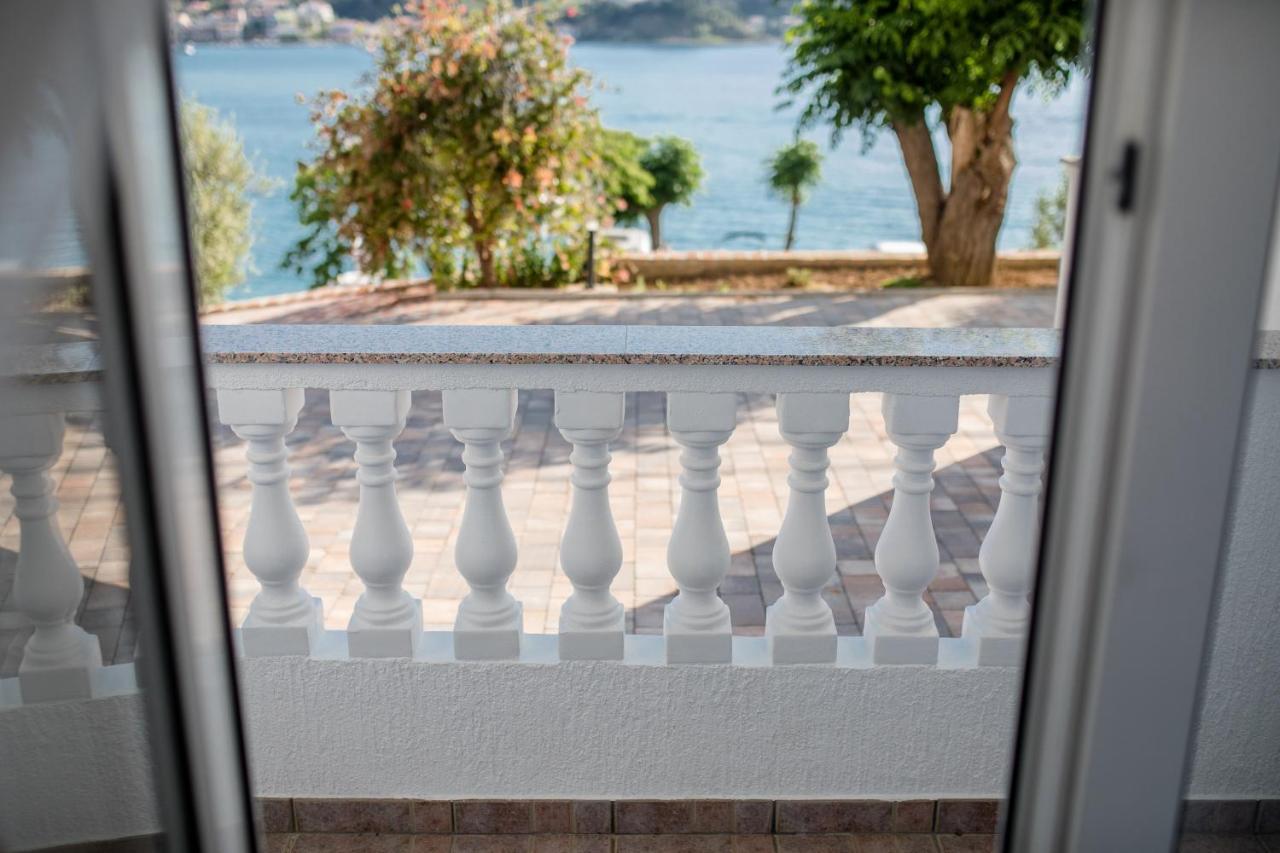 Apartments And Rooms By The Sea Supetarska Draga - Gornja, Rab - 11579 Exteriér fotografie
