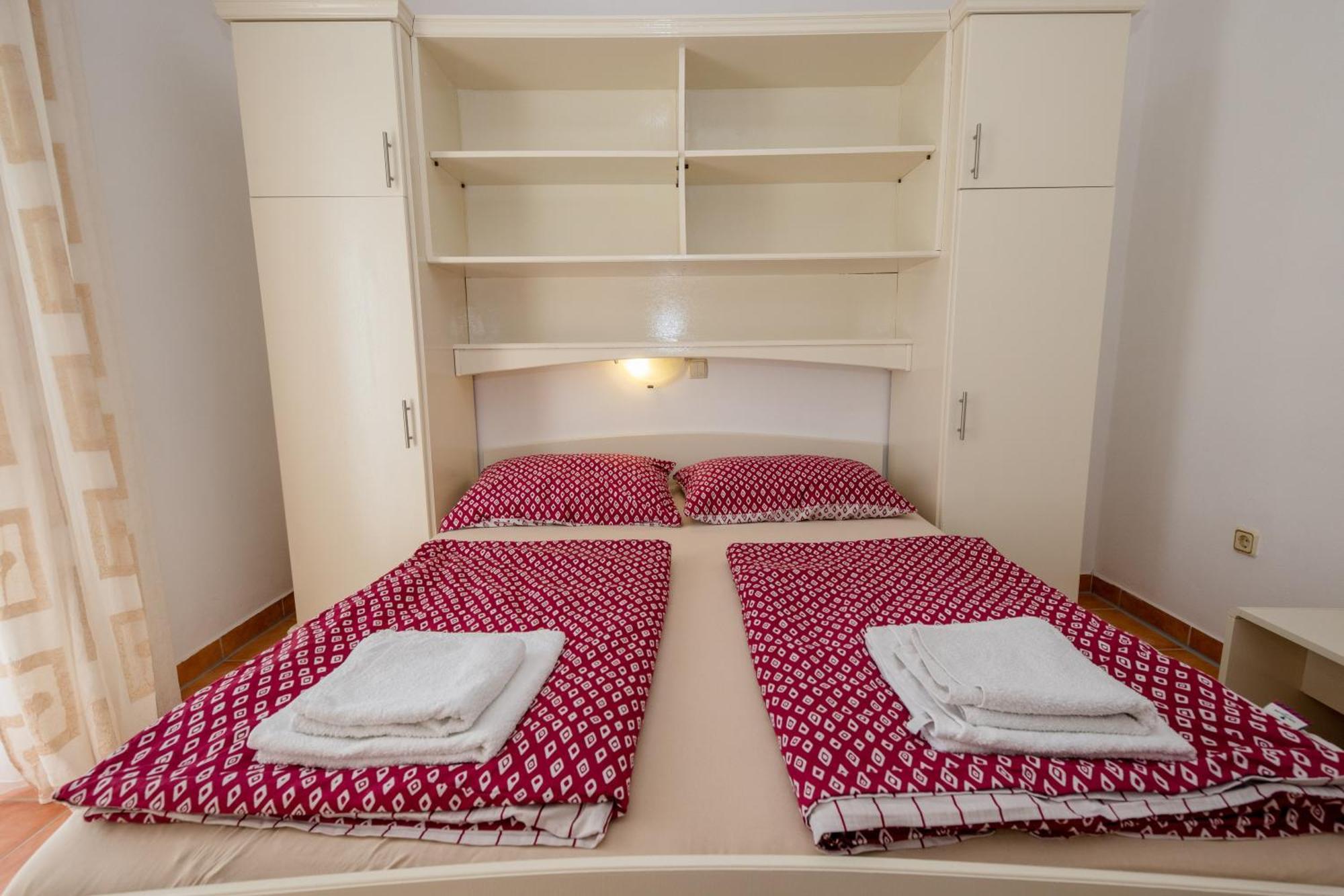 Apartments And Rooms By The Sea Supetarska Draga - Gornja, Rab - 11579 Pokoj fotografie